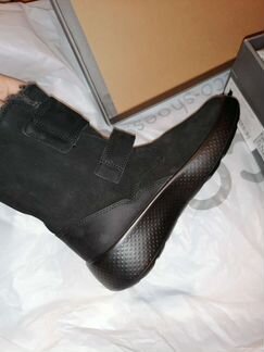 Зимние новые сапоги ecco