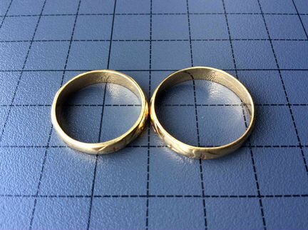 Кольца обручальные позолоченные, новые