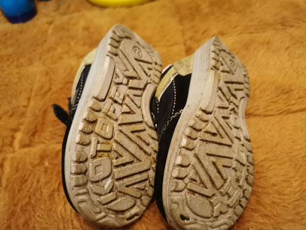 Кроссовки детские котофей 22