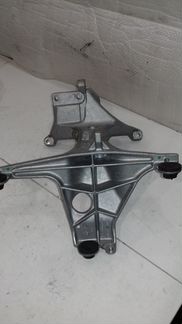 A2740981439 Кронштейн Мерседес оригинал