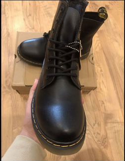 Женские ботинки Dr martens