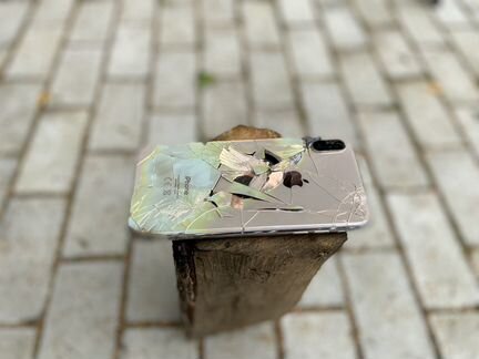 Замена заднего стекла iPhone X лазером XS, XS Max