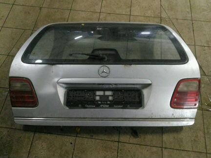 Крышка багажника Мерседес E210 универсал