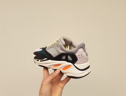 Adidas Yeezy Boost 700 (Адидас Изи Буст 700)