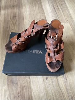 Босножки itaita коричневые на каблуке 40 р-р