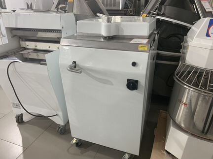 Тестоделитель