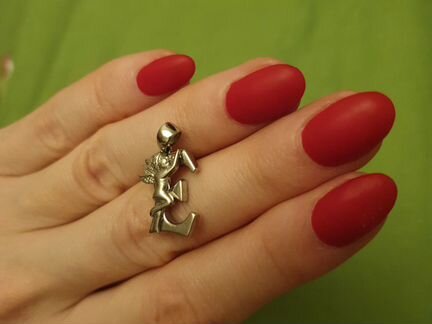 Кулон серебряный буква 