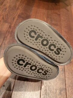 Тапочки crocs