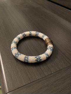 Браслеты ручной работы