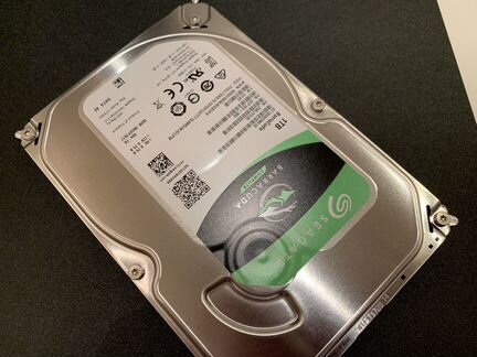 Жесткий диск seagate Barracuda ST1000DM010, 1тб, H