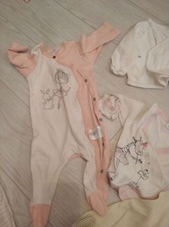 Вещи для новорожденной девочки