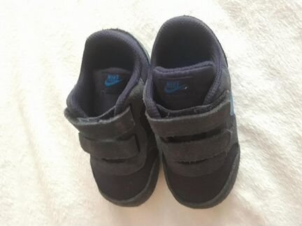 Nike кроссовки десткие